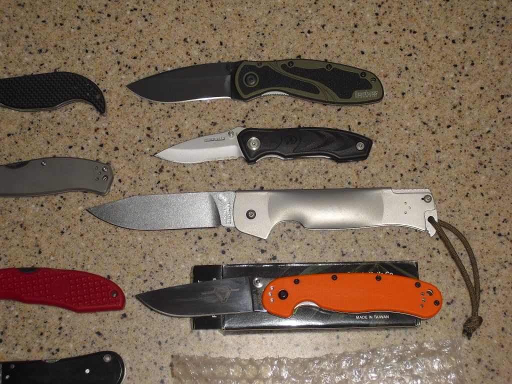 Saleknives12-13-2012008.jpg