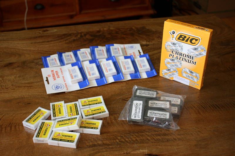 RazorBlades20111126b_sm.jpg