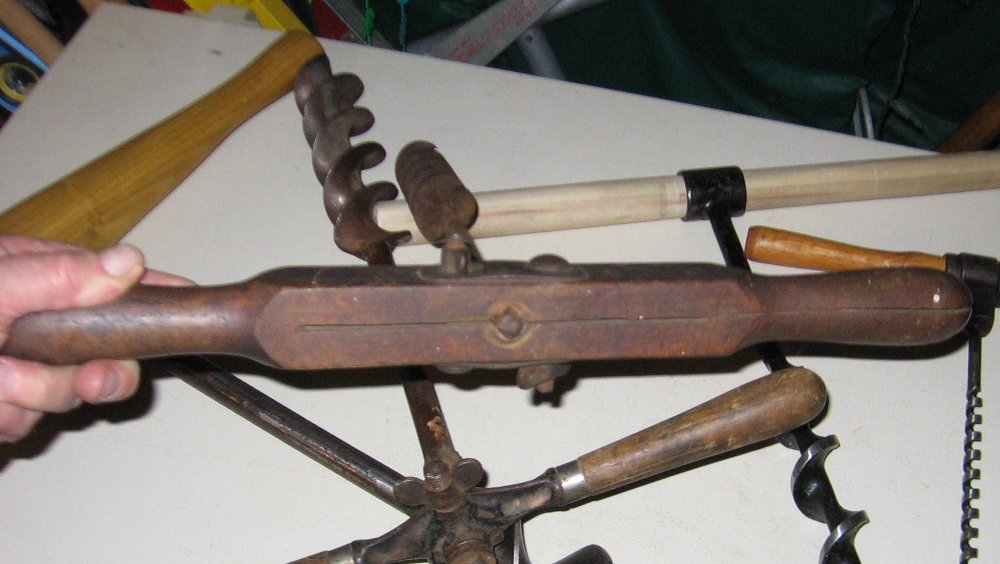 Augers3.jpg
