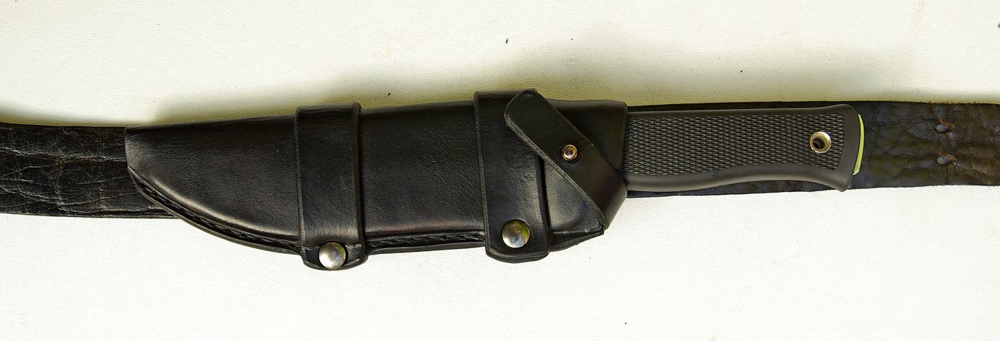 FllknivenA-1ScoutStyleSheath03.jpg