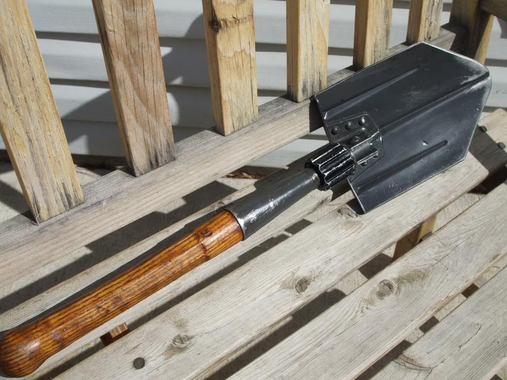 swedishaxeandswissshovel003.jpg