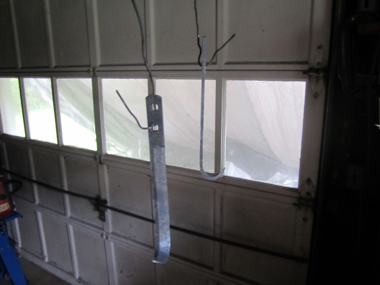 CrookedKnife010.jpg
