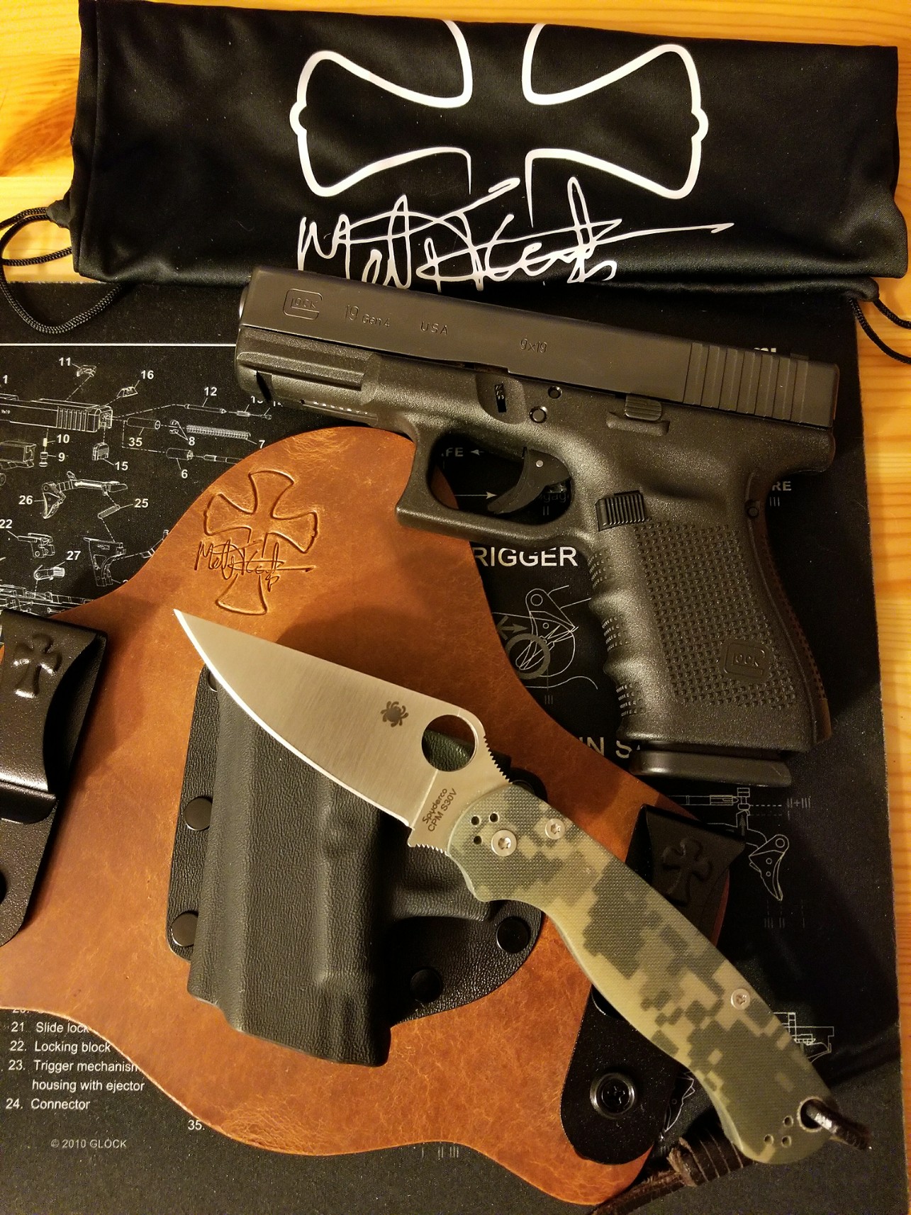 2ATADqD.jpg
