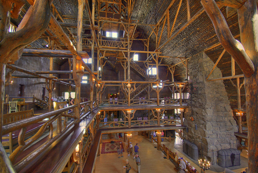 Yellowstone%20Lodge3.jpg