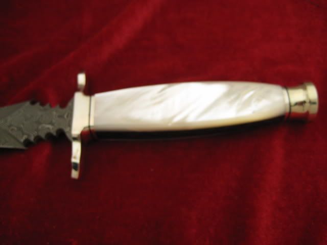 BlackKnightDagger008.jpg