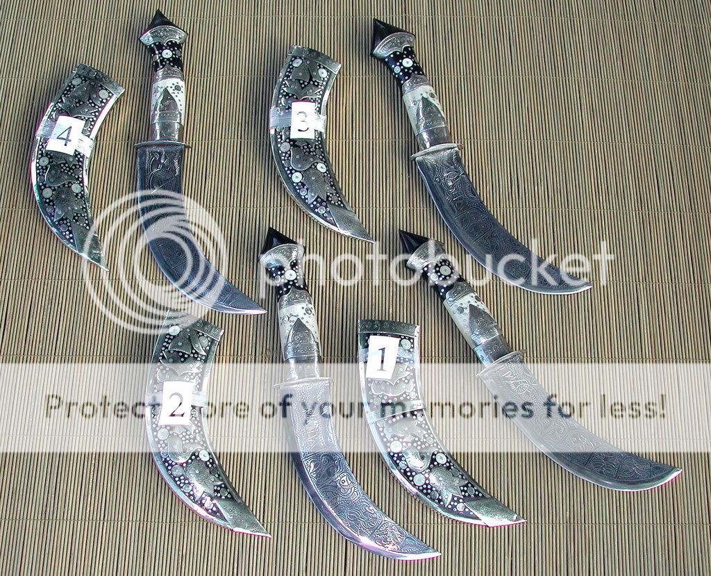 Nepali-knives.jpg