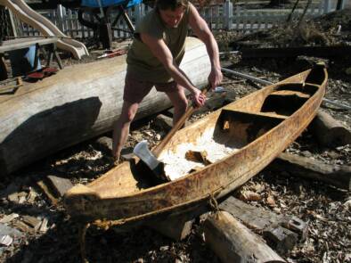 MakinADugoutCanoe~~element110.jpg