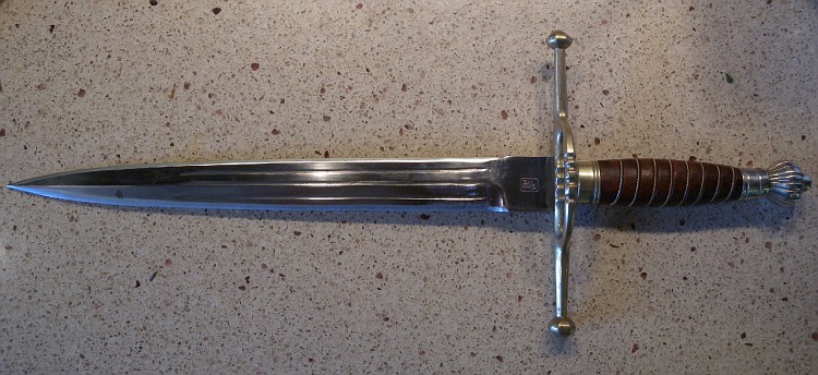 Dagger04-vi.jpg