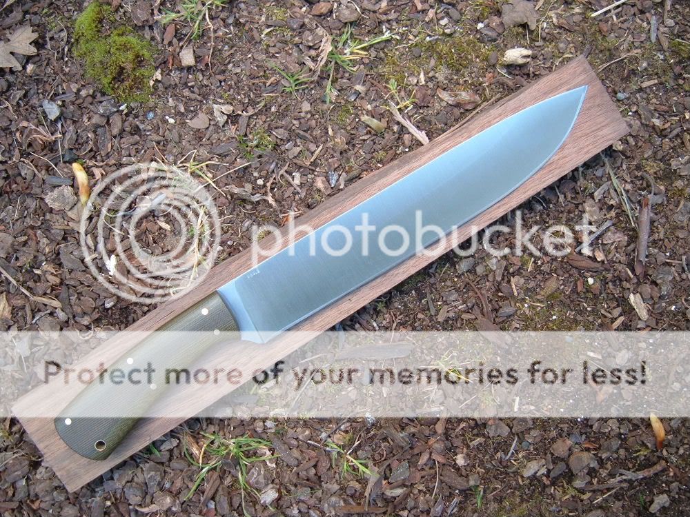 Campknifeingreenmay2010.jpg