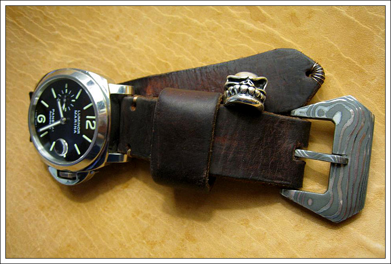paneraidamascusbuckle19.jpg
