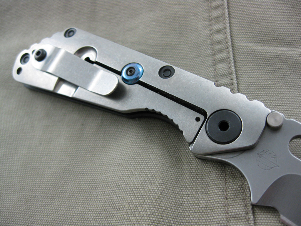 Strider_Blk_SnG_34Grnd_BluLBS_SPA_006.jpg