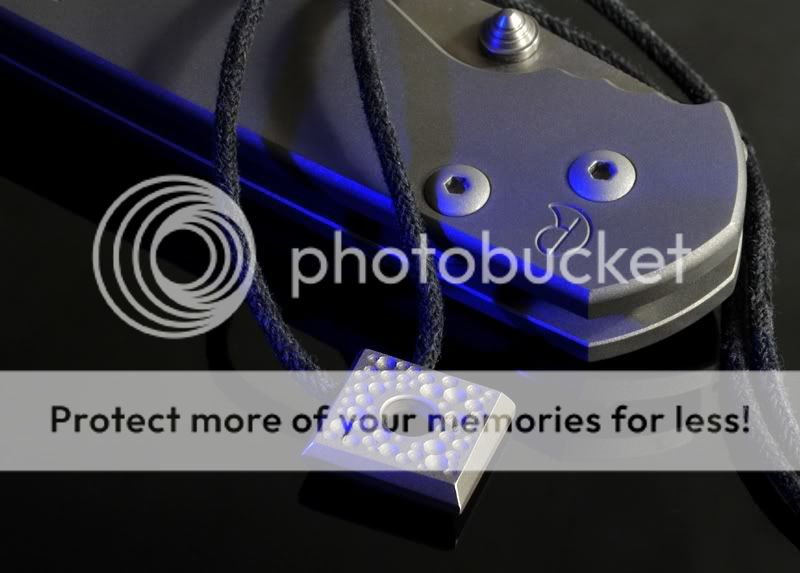 ti_pendant_blue.jpg