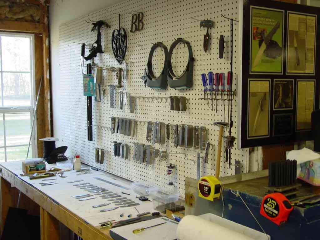 oldfolderbench.jpg