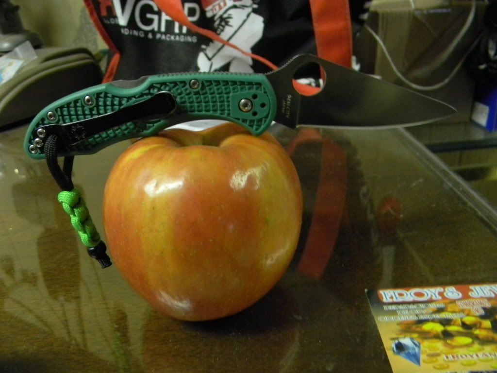 watchknife127.jpg