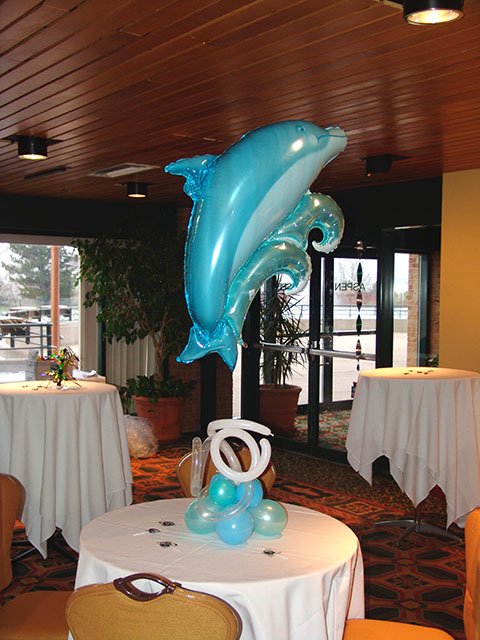 dolphin-centerpiece.jpg