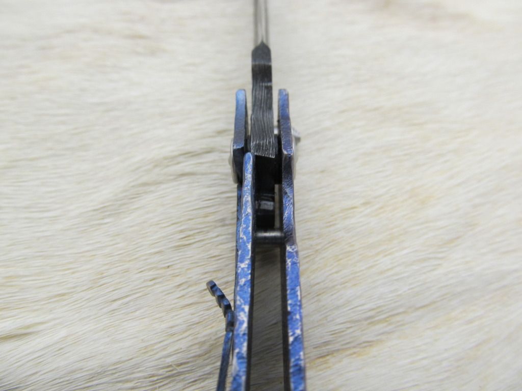 minicarvedtiframelock007.jpg