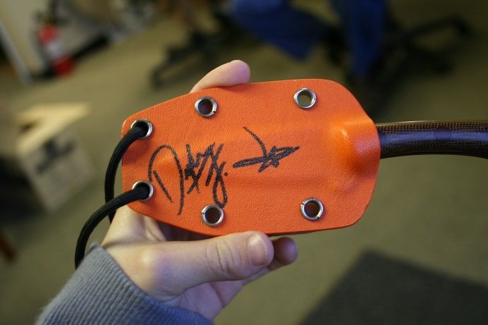 12302014_autographs.jpg