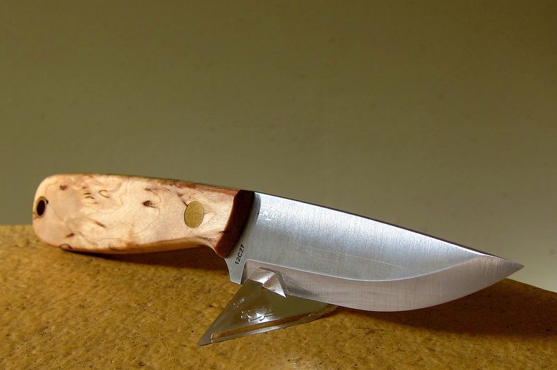 Min%20Enzo%20Necker%2070%203.jpg