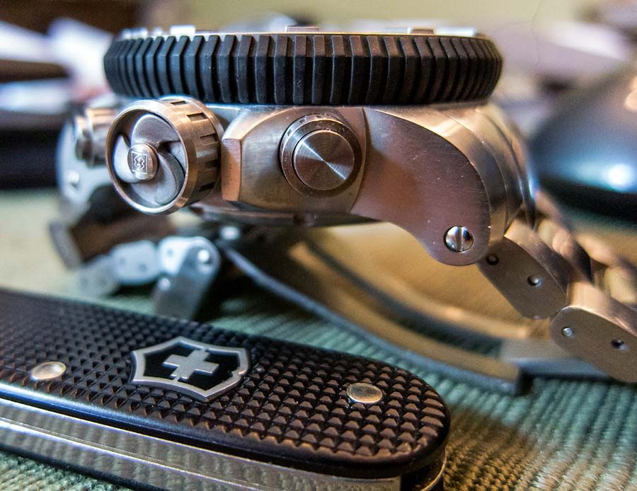 Invicta_12400.jpg~original