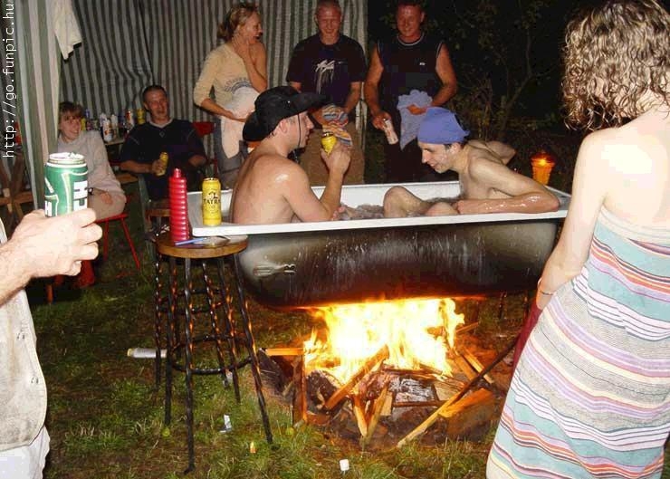RedNeckHotTubing.JPG