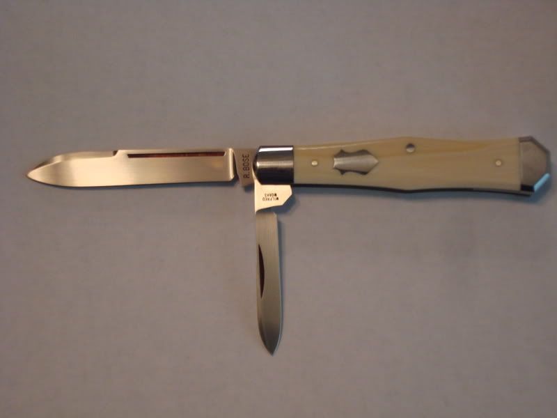 knives060111001.jpg