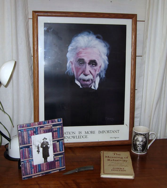 einstien_2.jpg