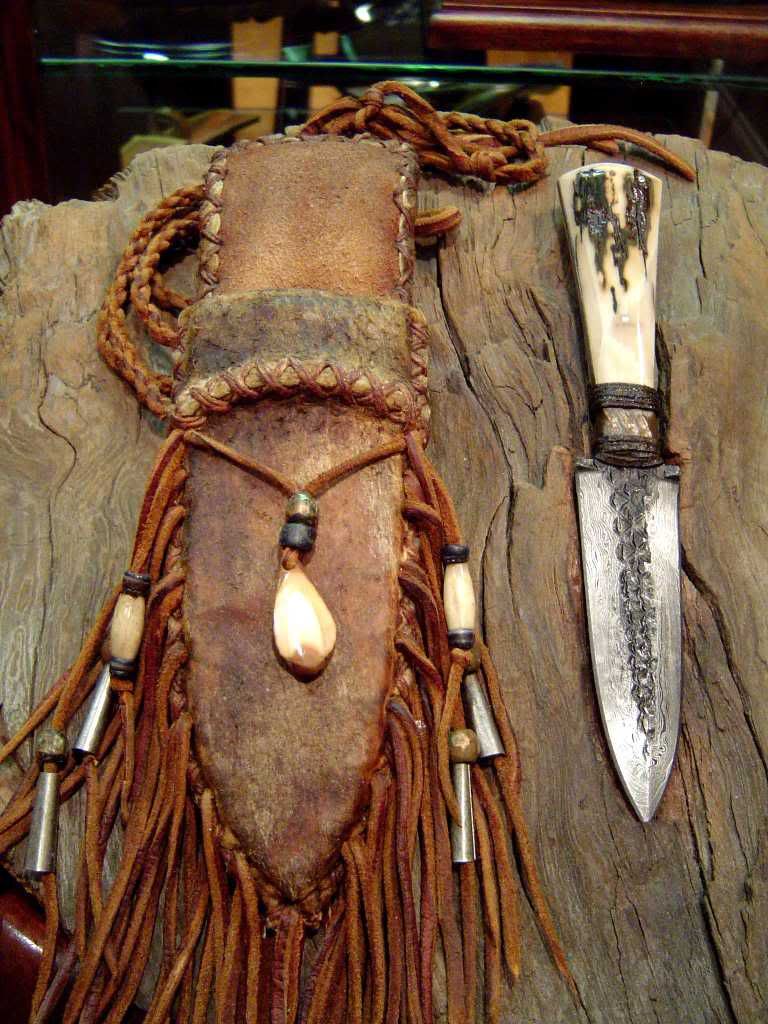 DANIELWINKLERIvoryDamascusKneckKnife001.jpg