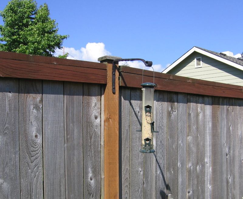 Bird%20feeder%20hanger-2.jpg