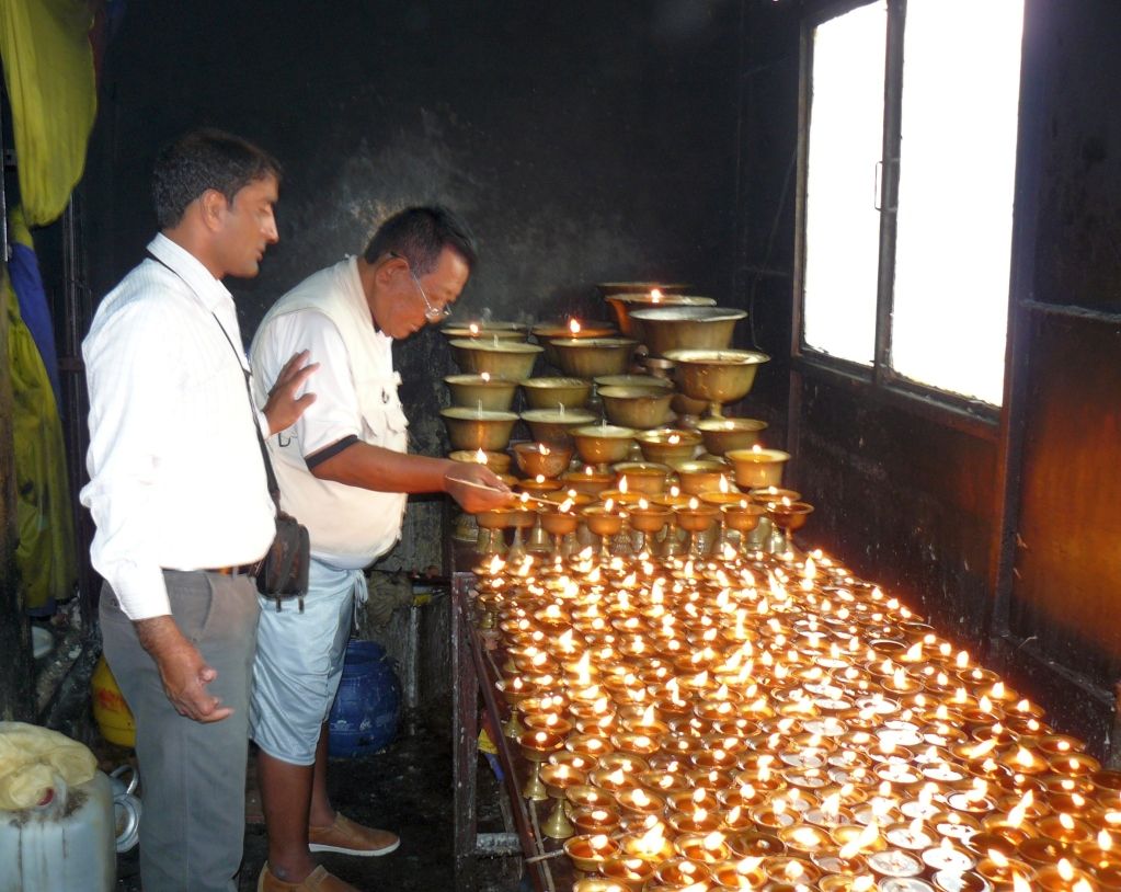 8-12-12004.jpg