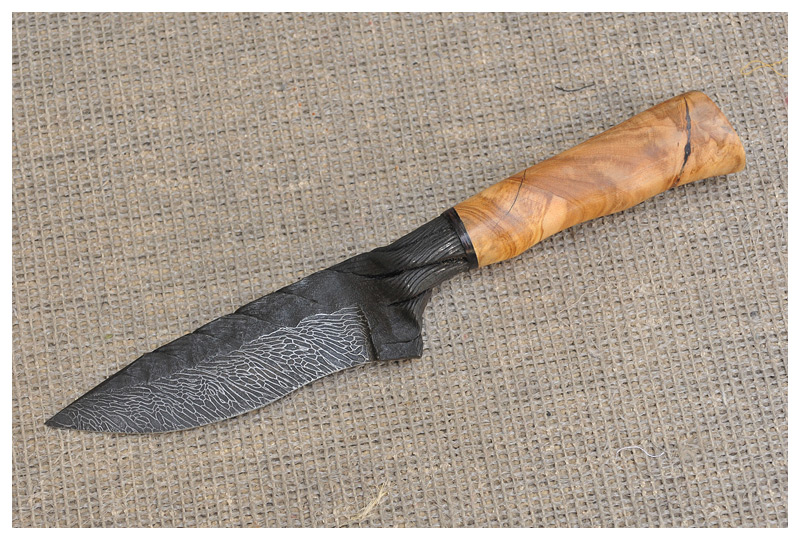 blackcabledamascusknife3.jpg