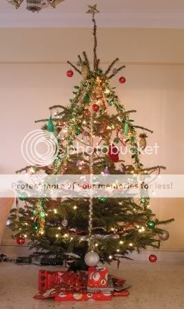 ChrismasTree1.jpg