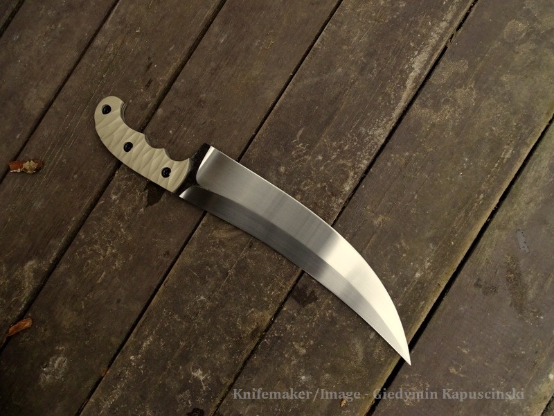 d8U6QV.jpg