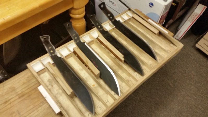 machetes.jpg