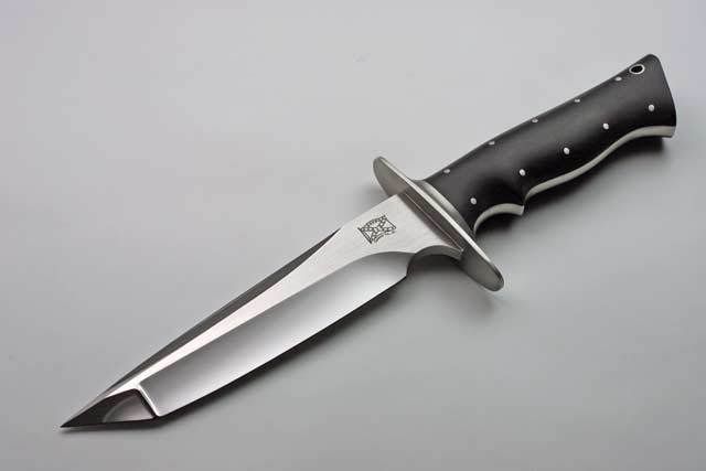 iq--Tanto1.jpg