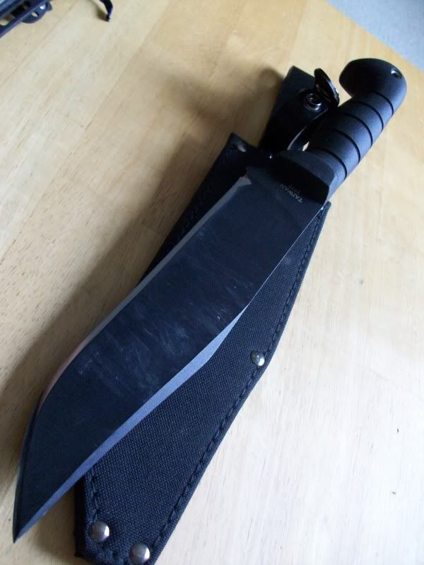 knives01007.jpg