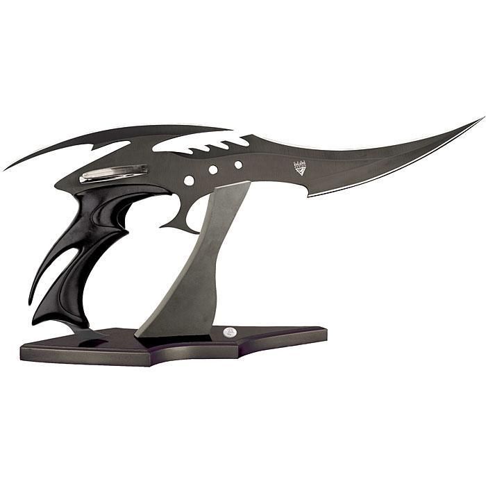 fantasy20knife_zps94fdba4e.jpg