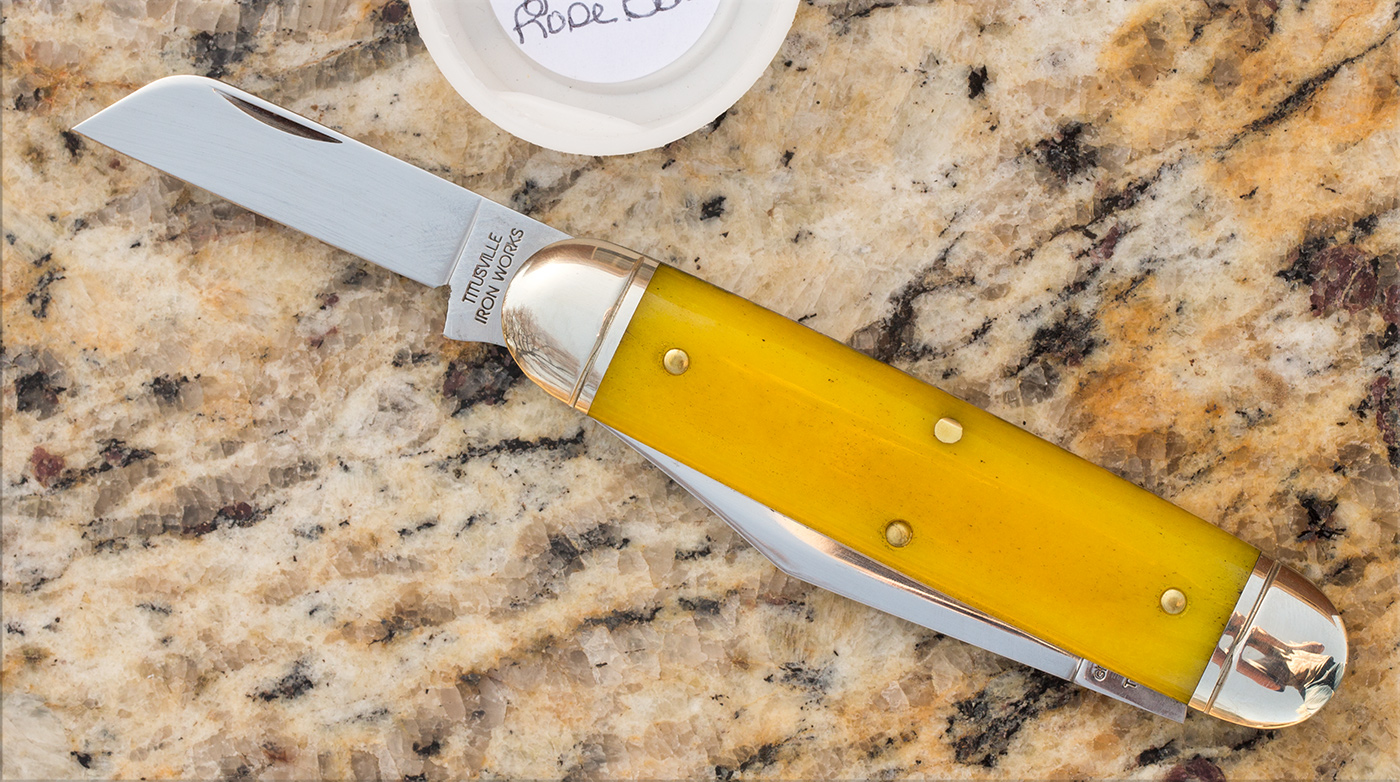 gec35yellowrose2.jpg