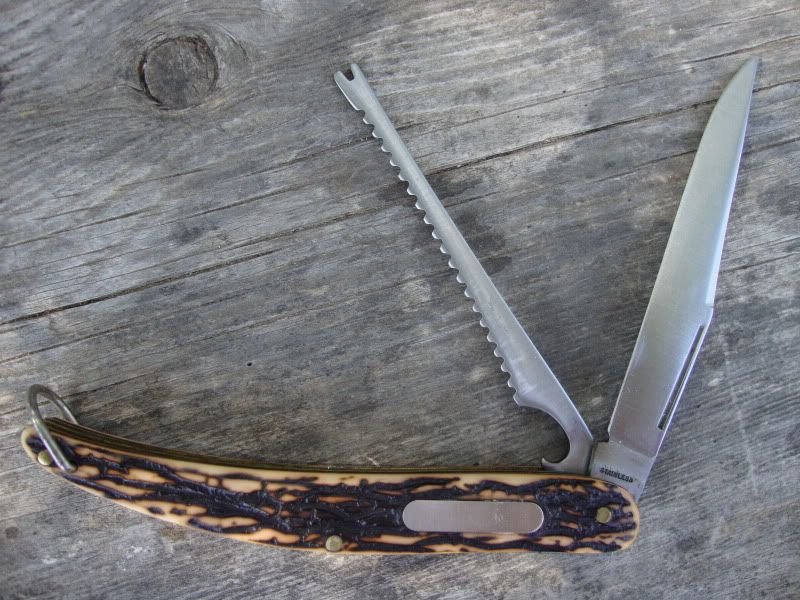 SchradeWalden209Fishleft.jpg