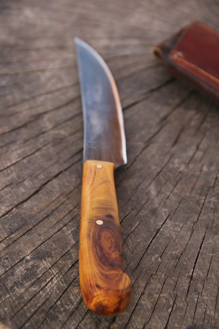 Mountain-Man-Knife.jpg