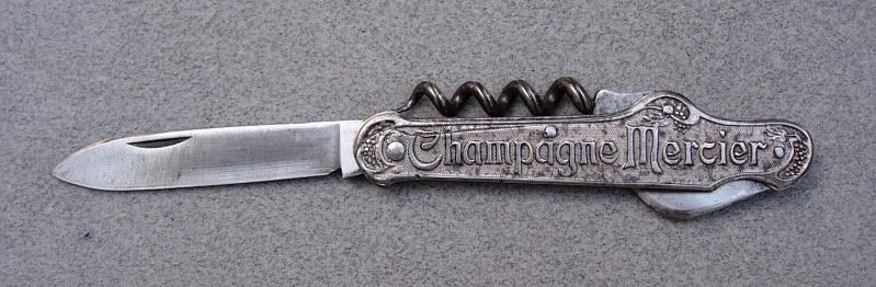 CorkscrewKnives025.jpg