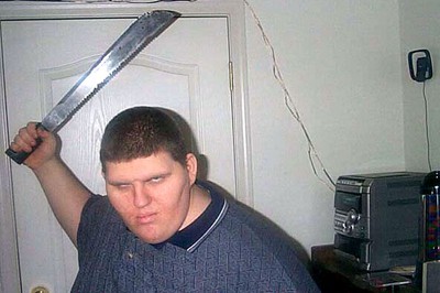 knife-man_155944169.jpg