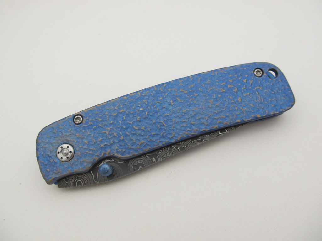 stainlessdamascusframelock002.jpg