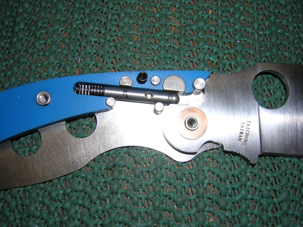bolt_action_lock.jpg