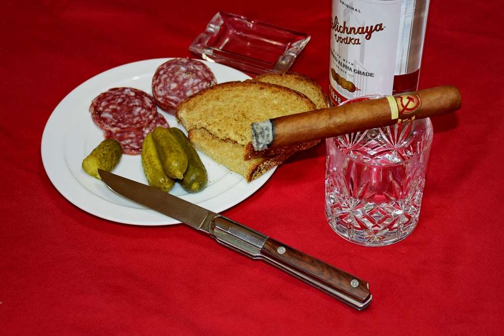 ITqvK1.jpg