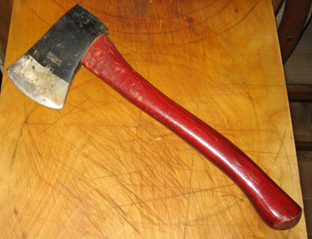 hatchet7.jpg