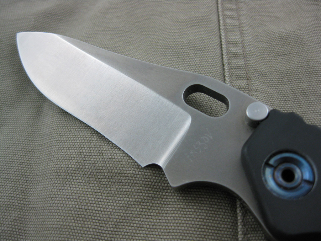DDC_S30V_Recurve_ALnTi_Blue_003.jpg