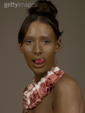 bacon-necklace.jpg