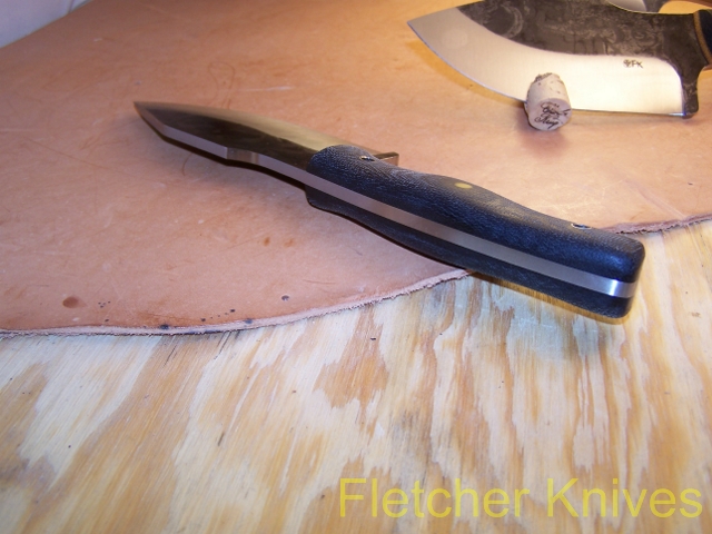 fkniv105_2331-vi.jpg