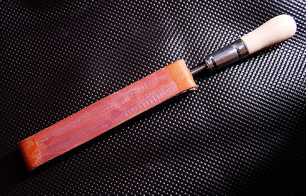 Strop%20Top.jpg