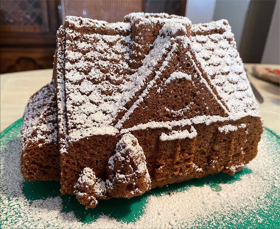 gingerbreadhouse-1.jpg
